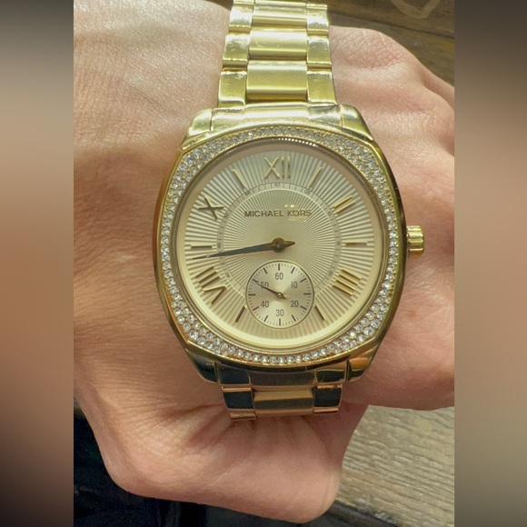 Beautiful Michael Kors… needs to be worn more than once a year!! - Picture 3 of 3